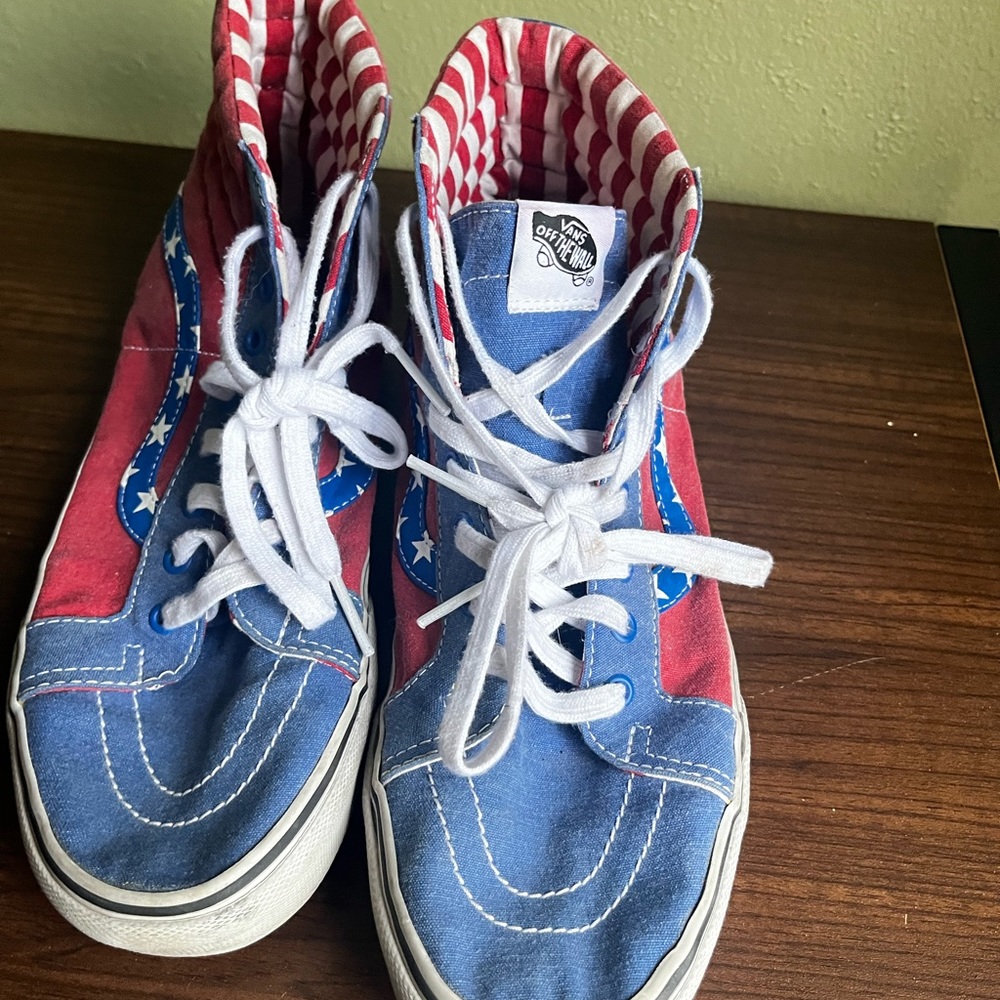 Vans Sk8 Hi RARE Reissue(Van Doren)
Stars/Stripes - Picture 3 of 5